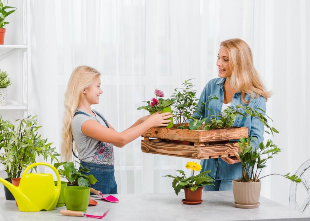 Waarom Kunststof Bloembakken Ideaal Zijn voor Je Tuin of Balkon