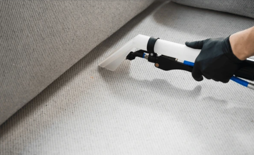 Tips om Huidvet Effectief te Verwijderen uit je Textiel en Meubels